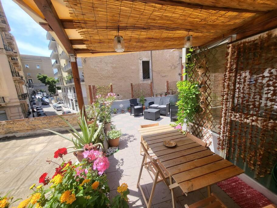 Casetta Poli- Appartamento Con Terrazza - Centro Storico Παλέρμο Εξωτερικό φωτογραφία